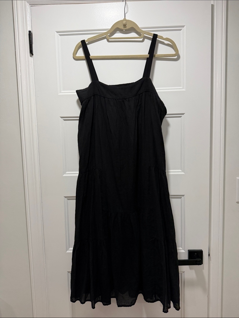 Jenni Kayne Black Sleeveless Tiered Midi Dress
